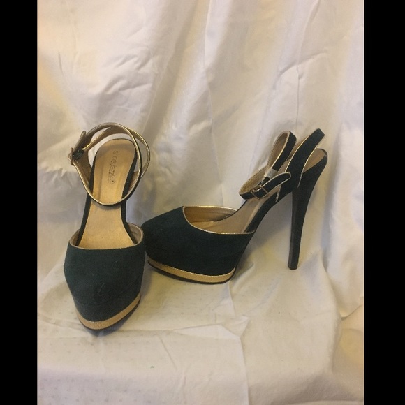 heels - Picture 2 of 2